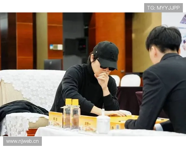 周泓余与方若曦成功晋级挑战者决定战 引发棋坛新一轮激烈角逐