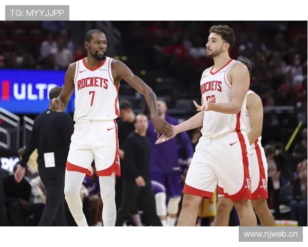 休斯敦火箭新首发阵容成型汤普森史密斯杜兰特引领冲冠之路